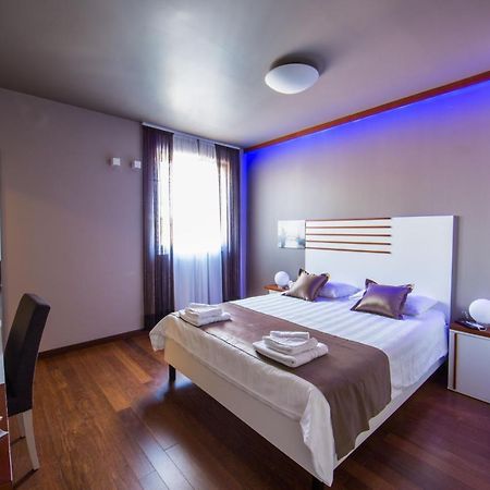 Luxury Rooms Silente Bacvice 2 Split Exterior photo
