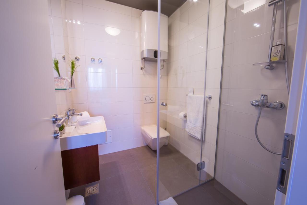 Luxury Rooms Silente Bacvice 2 Split Exterior photo