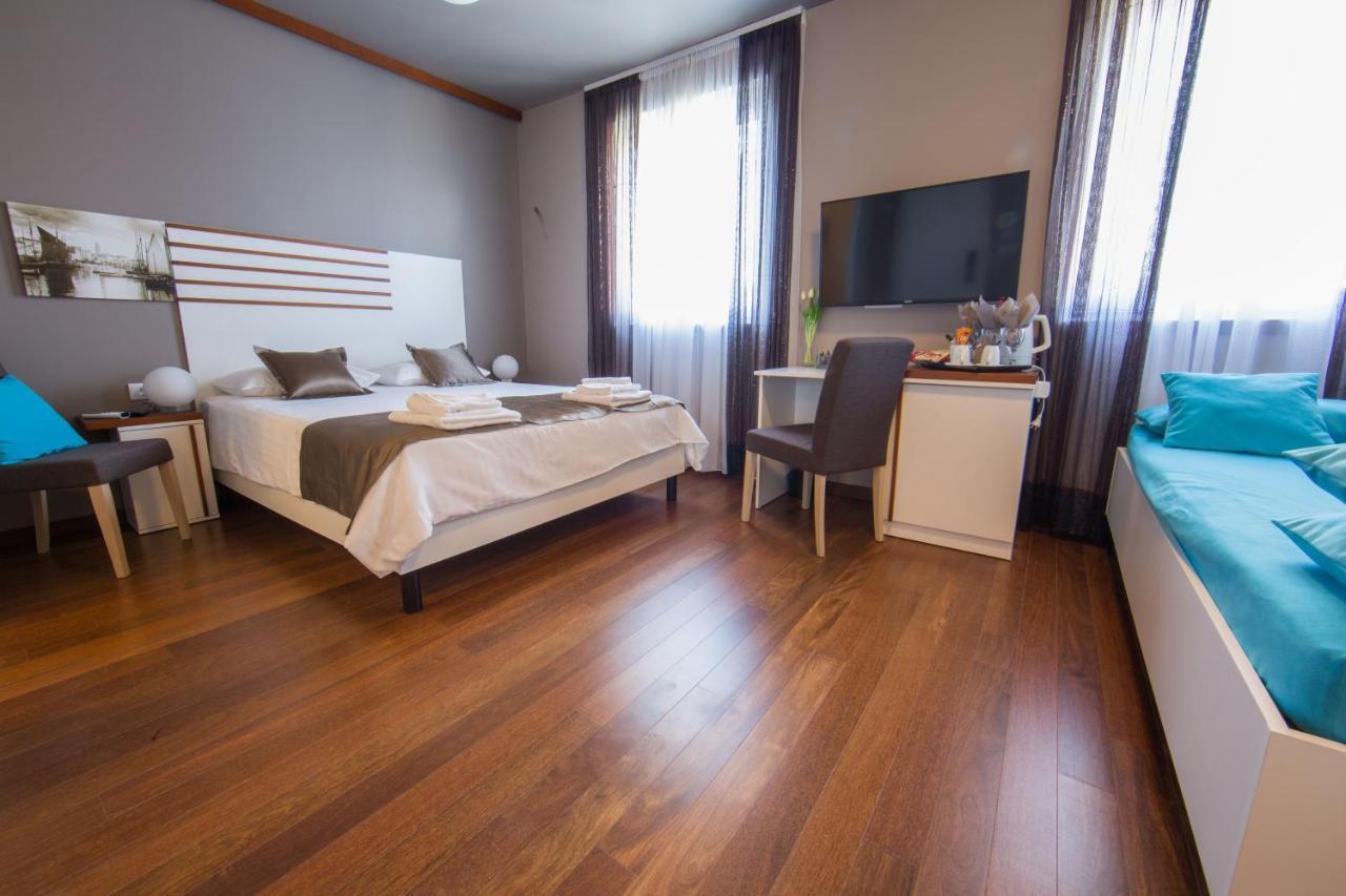 Luxury Rooms Silente Bacvice 2 Split Exterior photo
