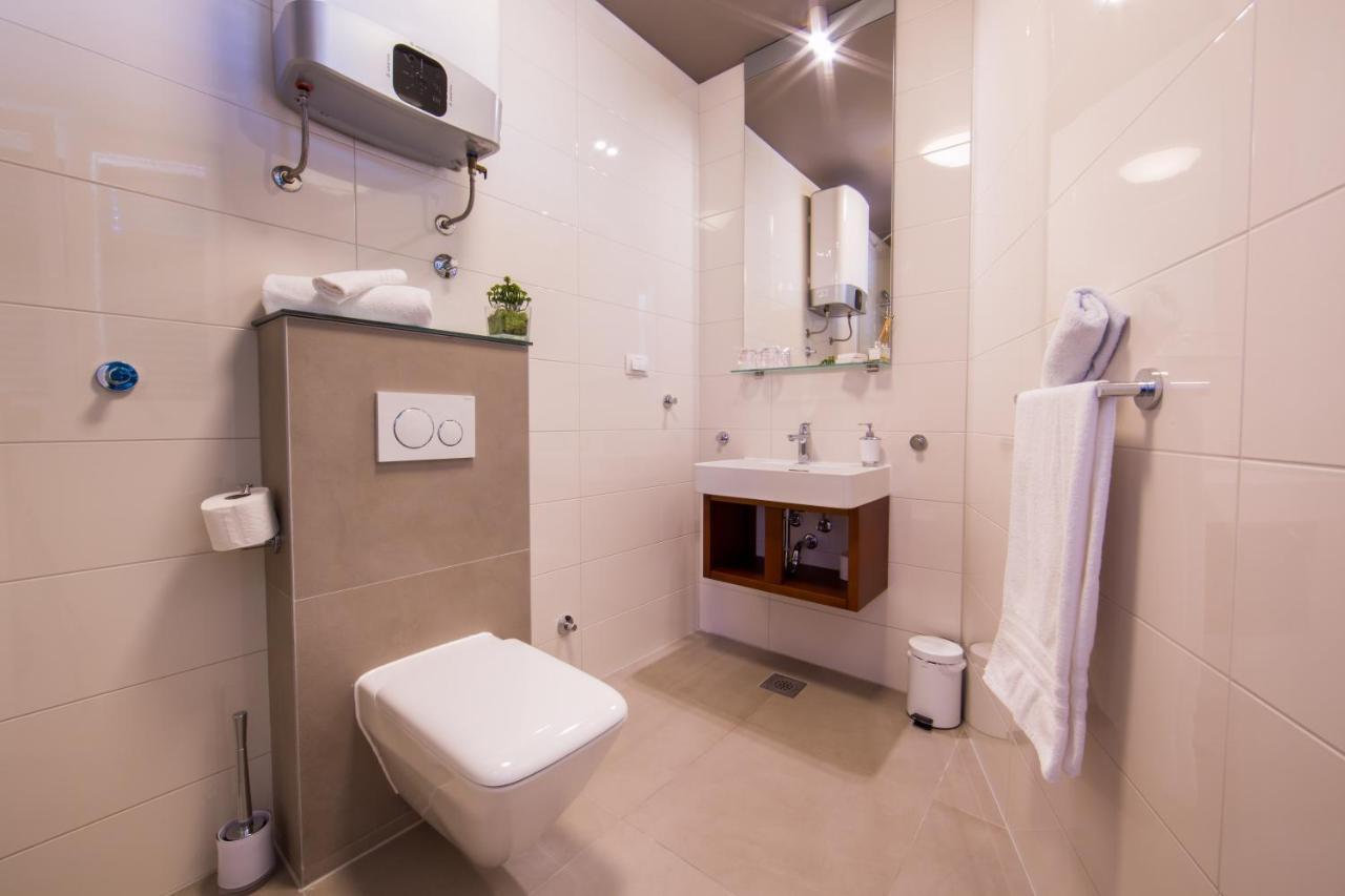 Luxury Rooms Silente Bacvice 2 Split Exterior photo